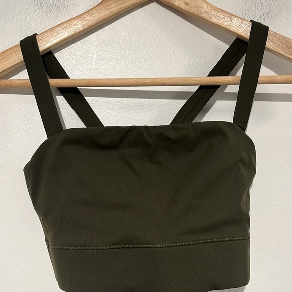 Everlane The Perform Cropped Top in dark olive green - size small - Picture 10 of 11